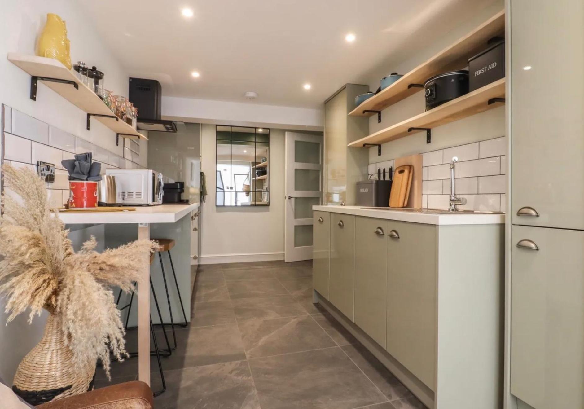 Apartment Artists Hideaway